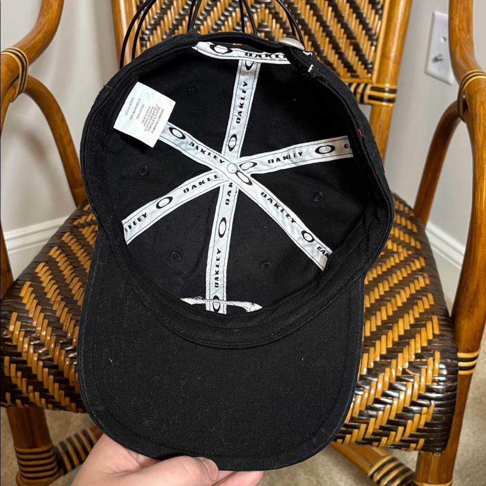 Oakley Adjustable Strapback Hat - image 5